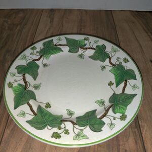 Wedgwood Of Etruria "Napoleon Ivy" 8 3/8" Salad Plates x3. They show wear from a